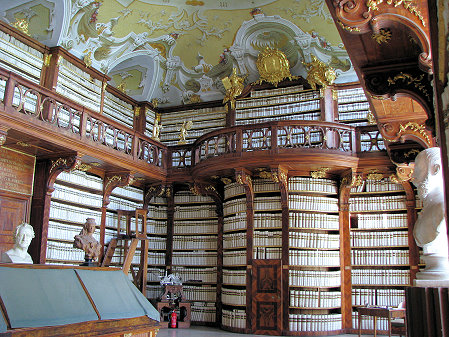 Bibliothek in Stift Seitenstetten in Niederösterreich (Foto: A. Prock)